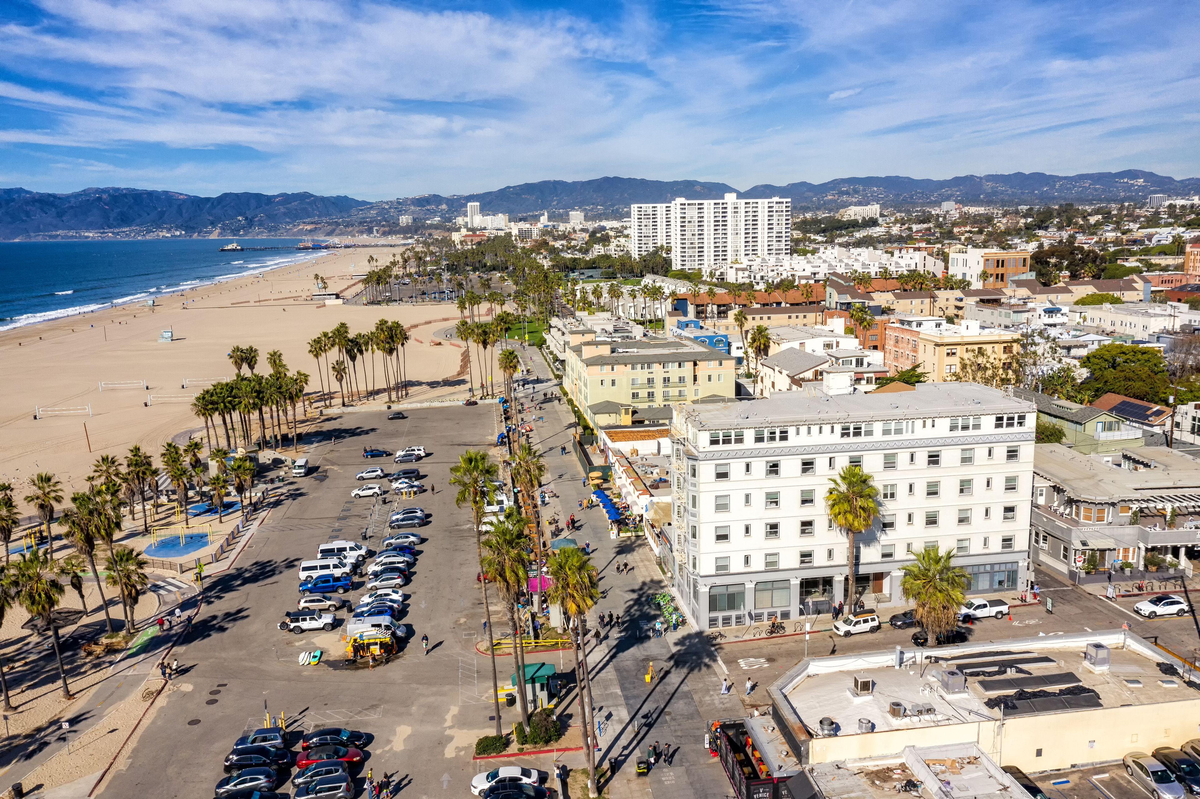 Air Venice On The Beach — Photos 2